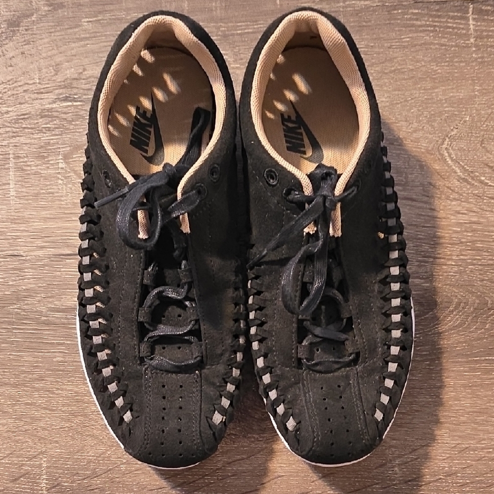 Women's Nike Mayfly Woven Sneakers